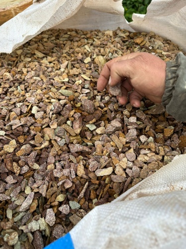 Златолит персиковый декоративная каменная крошка купить в Астрахани