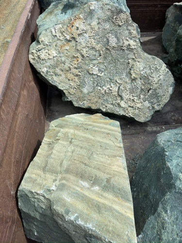 Ландшафтные глыбы зелёные 200-500 килограмм купить в Астрахани