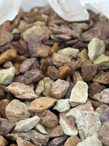 Златолит персиковый декоративная каменная крошка купить в Астрахани