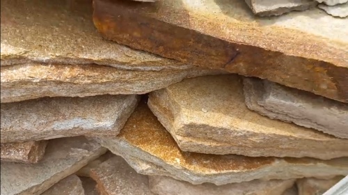 Плитняк златолит жёлтый золотистый для отмостки купить в Астрахани