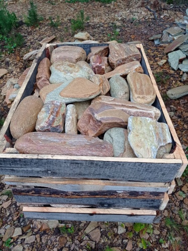 Златолит жёлтый, жёлто-зелёный глыбки и валуны для ланшафтного дизайна купить в Астрахани