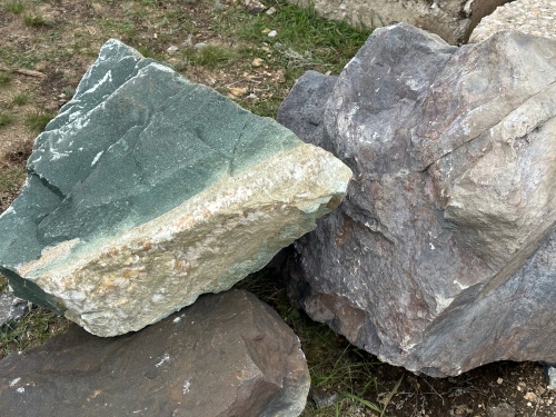 Камни для ландшафтного дизайна зелёные 10-60 килограмм купить в Астрахани