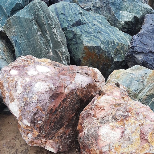 Ландшафтные глыбы красно-фиолетовые 200-1000 килограмм купить в Астрахани