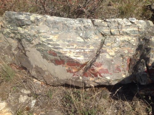 Гигантские зелёные валуны для ландшафтного дизайна весом более 5 тонн купить в Астрахани