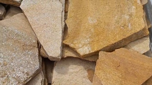 Плитняк златолит жёлтый для цоколя купить в Астрахани