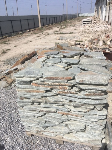 Златолит серебристый галтованный для цоколя купить в Астрахани