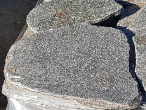 Златолит серебристый галтованный для цоколя купить в Астрахани